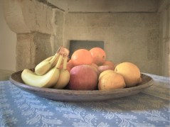 Tovaglia, tessitura artigianale in misto lino/cotone, con disegno a spighe e finitura punto a giorno, colore blu cm 100x100