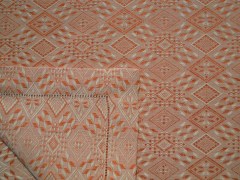 Tovagliolo, tessitura artigianale in misto lino/cotone, disegno con pesci di colore rosso, finitura a punto giorno, cm 40x40open stitch, grey color available in size cm 40x40.